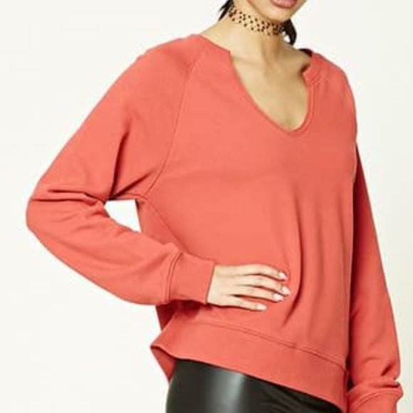 FOREVER21 RUSTRED FRONT CUTOUT SWEATSHIRT TRENDY S - Picture 1 of 2